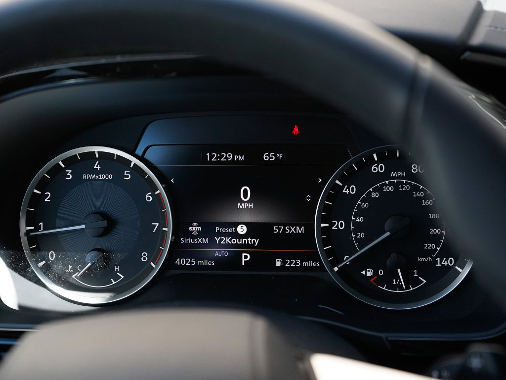 Used 2025 INFINITI QX60 Pure image 13