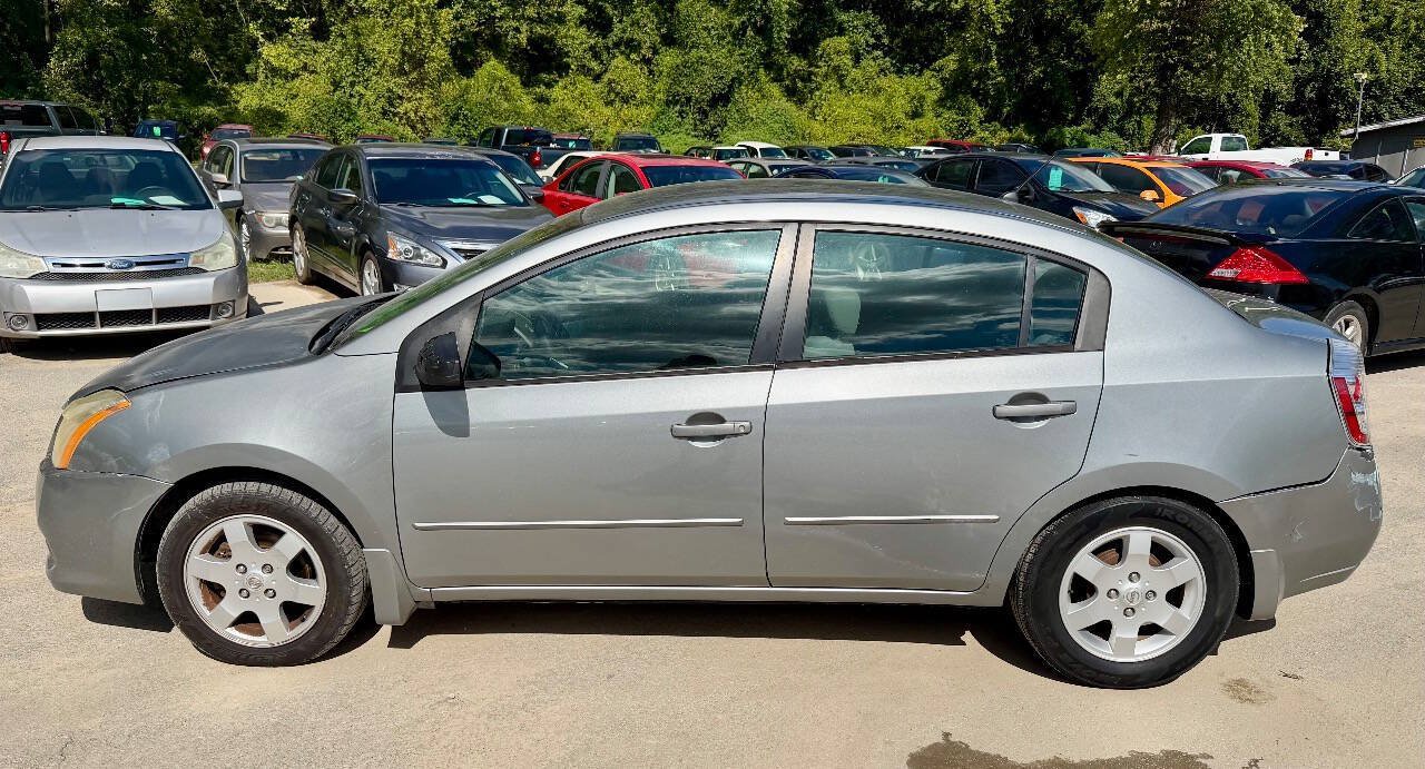 Used 2010 Nissan Sentra 2.0 FWD image 1
