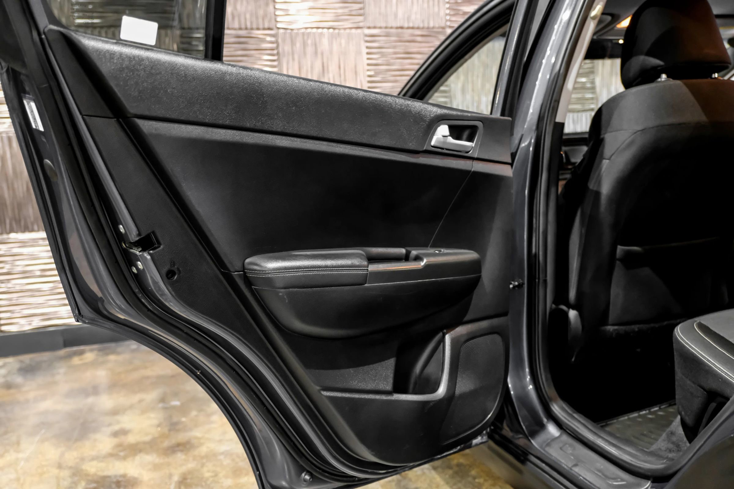 Used 2018 Kia Sportage LX FWD image 46