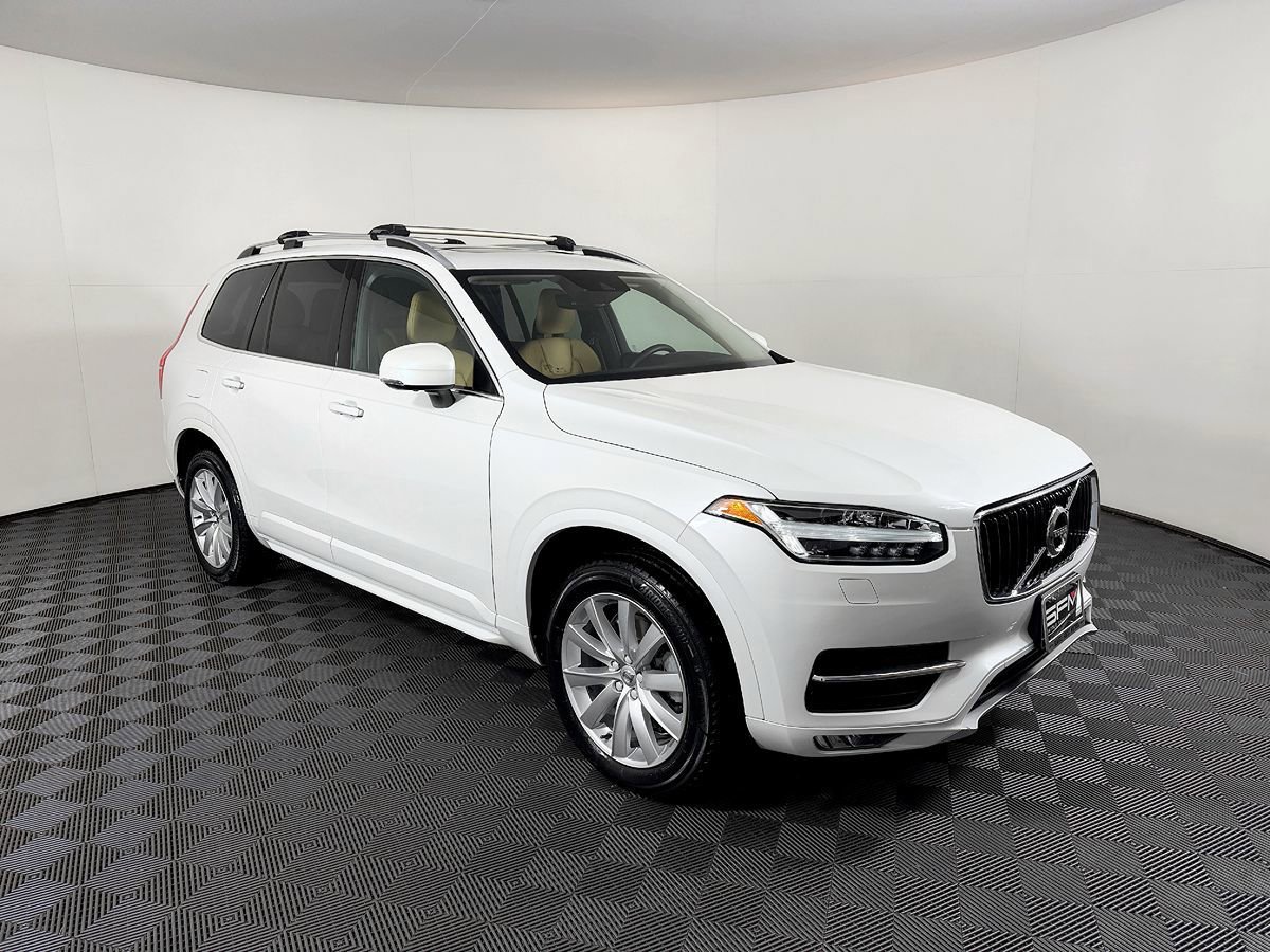 Used 2016 Volvo XC90 T6 Momentum w/ Momentum Plus Package AWD/4WD image 6