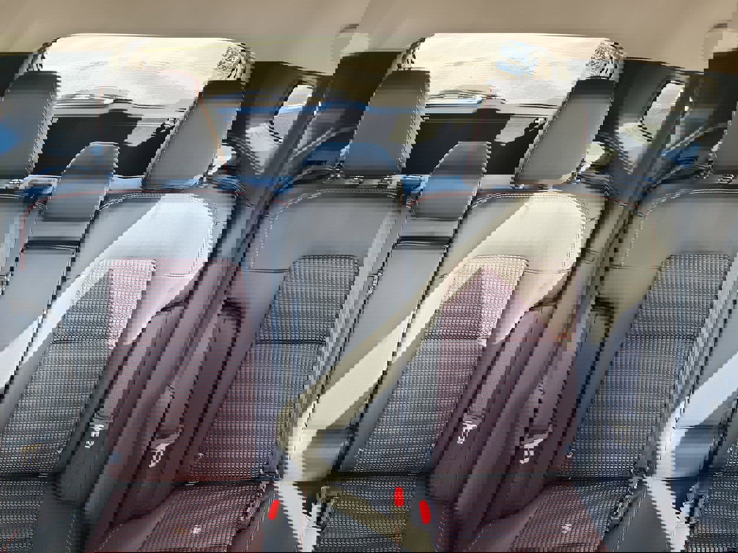 New 2026 Nissan Kicks SR w/ Cold Weather Package image 20