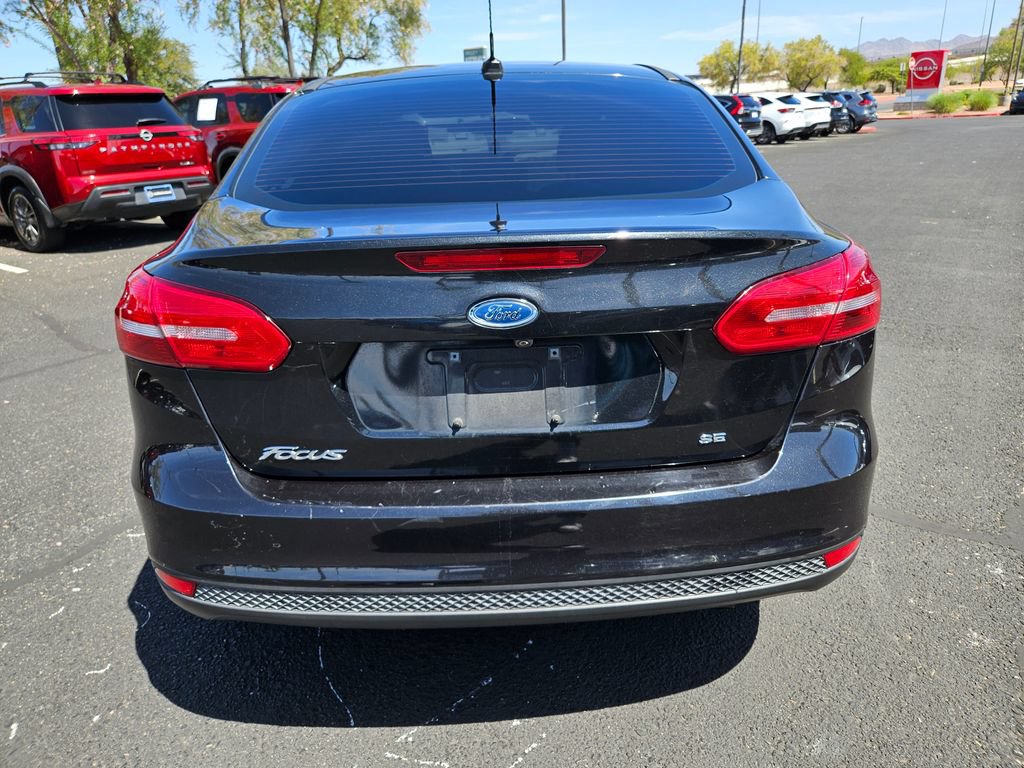 Used 2015 Ford Focus SE FWD image 6