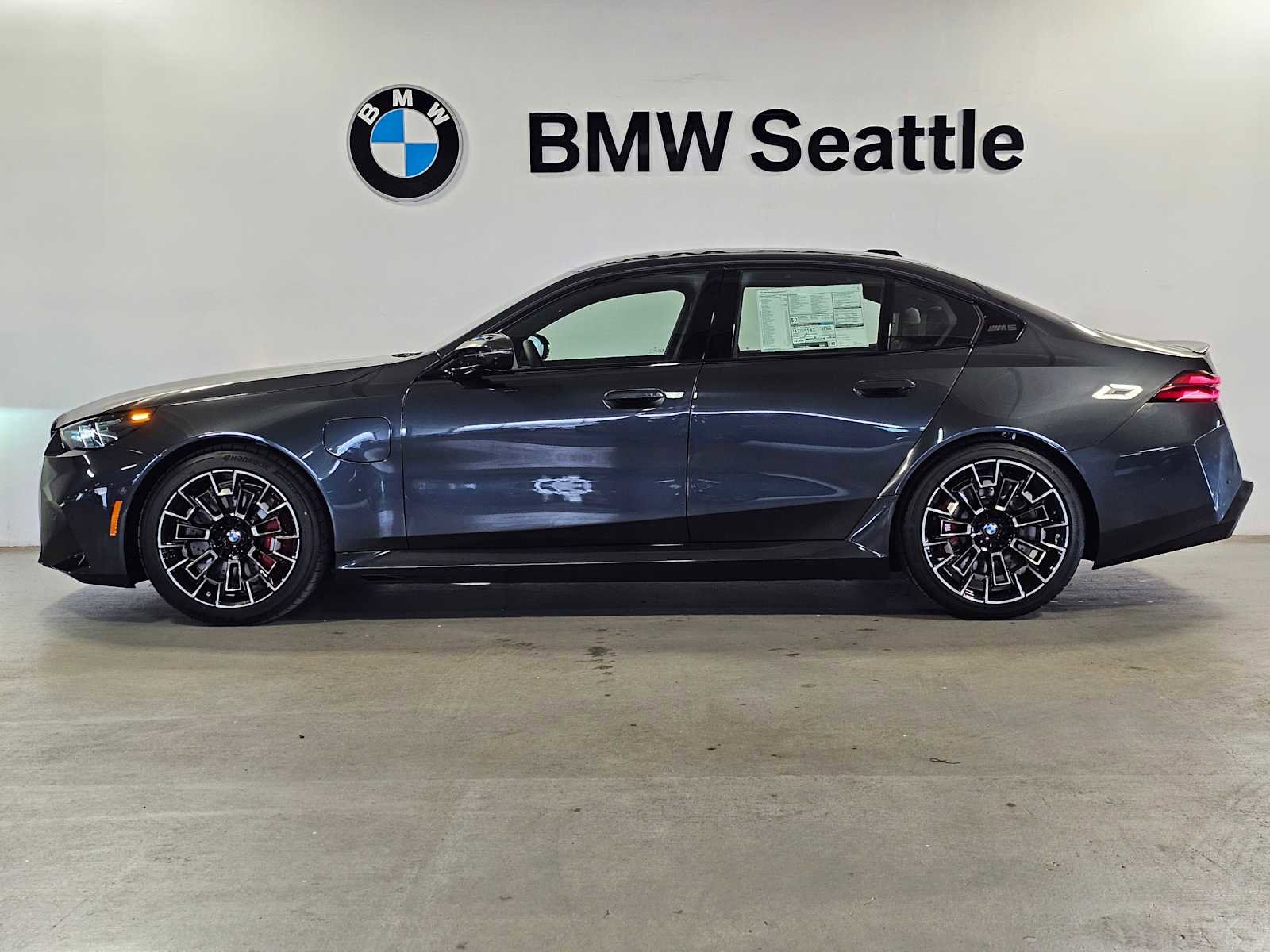 New 2026 BMW M5 w/ Carbon Package AWD/4WD image 3