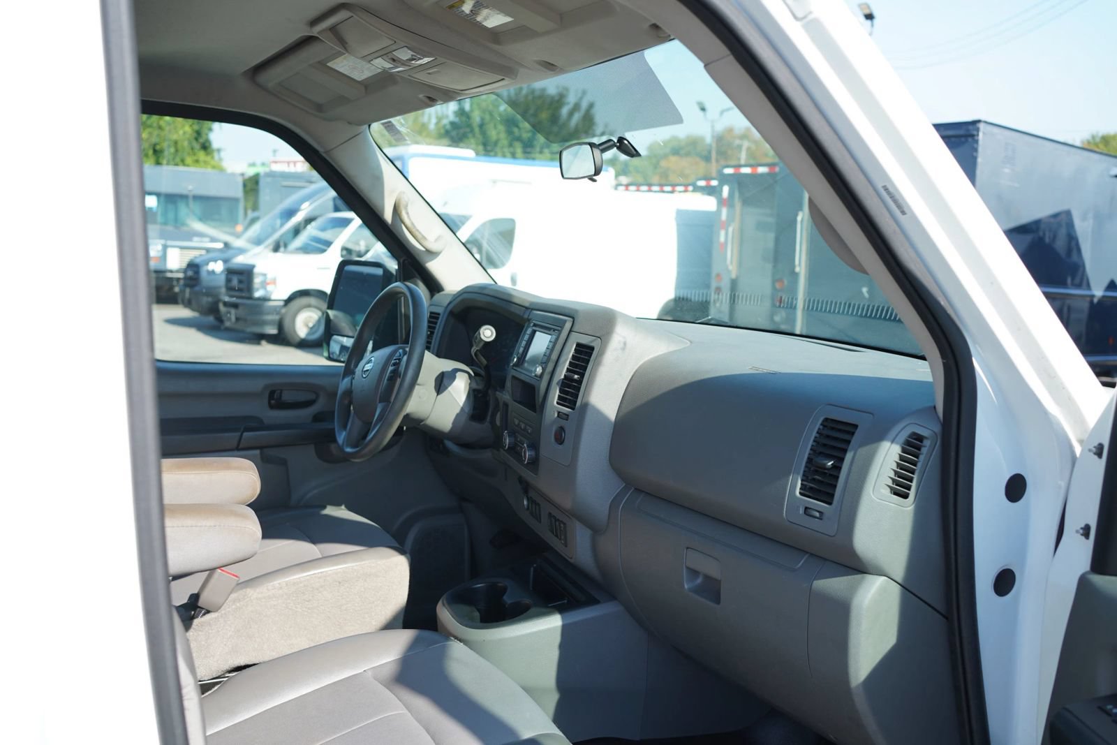 Used 2018 Nissan NV 1500 SV w/ Navigation Package RWD image 2