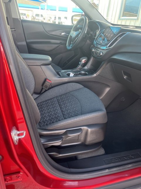 Used 2024 Chevrolet Equinox LT image 10