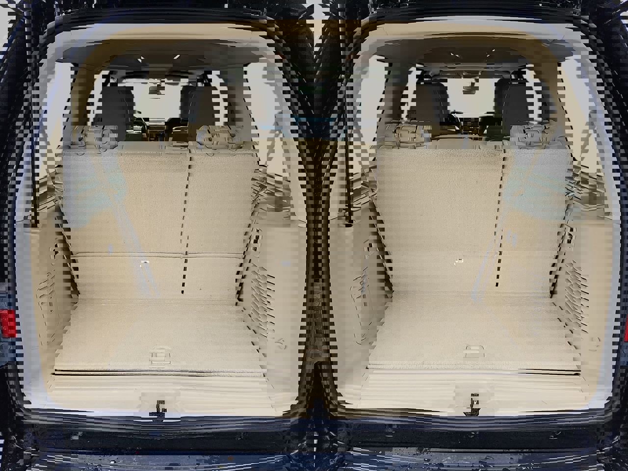 Used 2015 Lincoln Navigator 4WD w/ Equipment Group 101A Reserve image 16