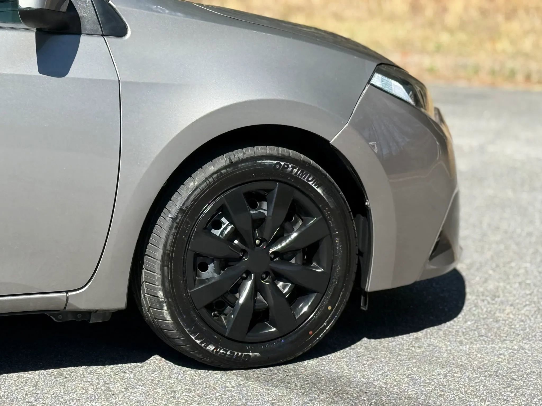 Used 2014 Toyota Corolla LE FWD image 11