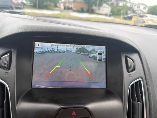 Used 2017 Ford Focus Titanium FWD image 27