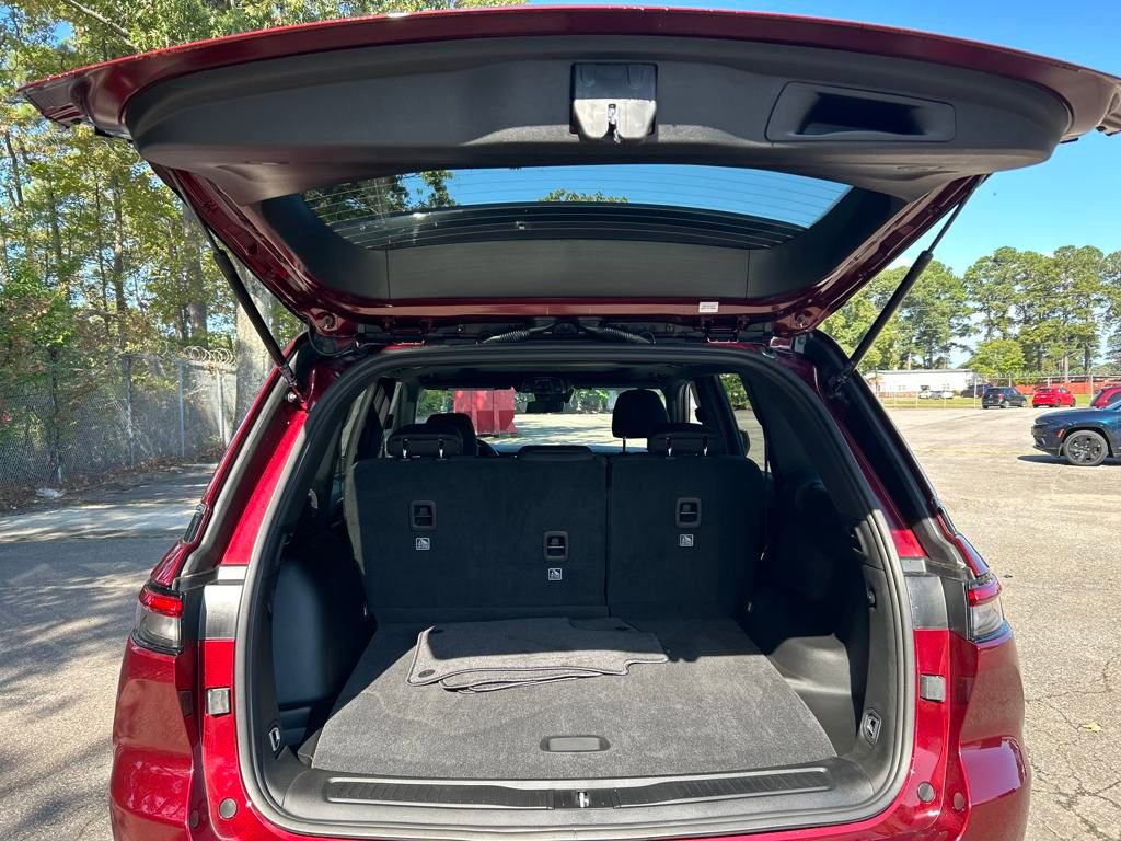 New 2025 Jeep Grand Cherokee Laredo X w/ Trailer Tow Package image 28