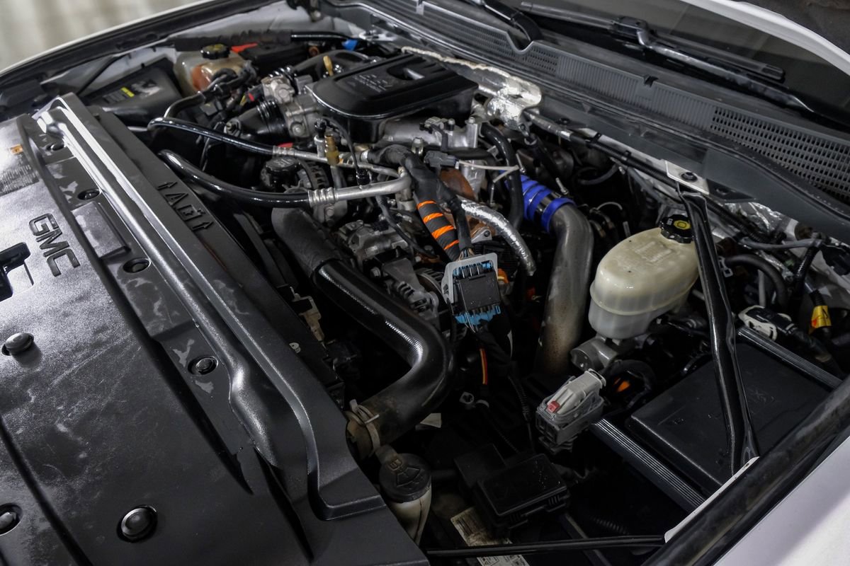 Used 2015 GMC Sierra 3500 Denali w/ Duramax Plus Package image 46