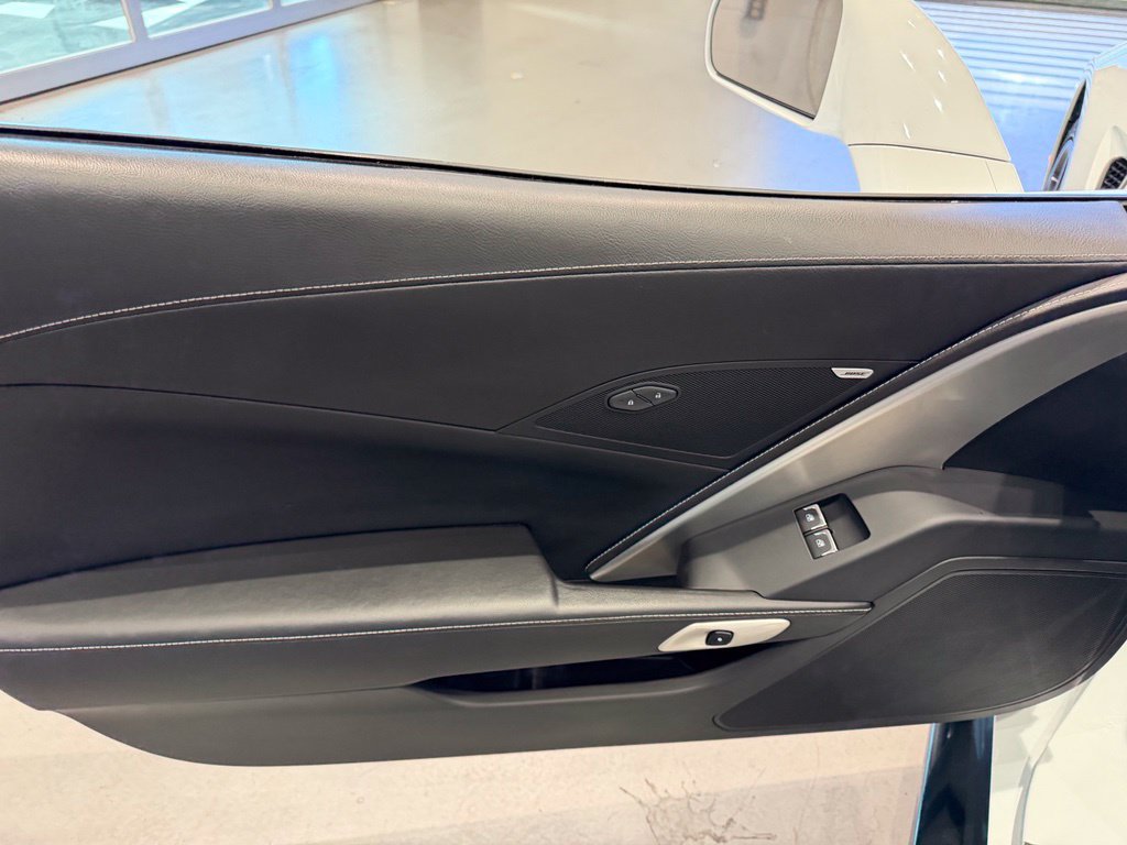 Used 2019 Chevrolet Corvette Stingray Convertible w/ Battery Protection Package RWD image 33