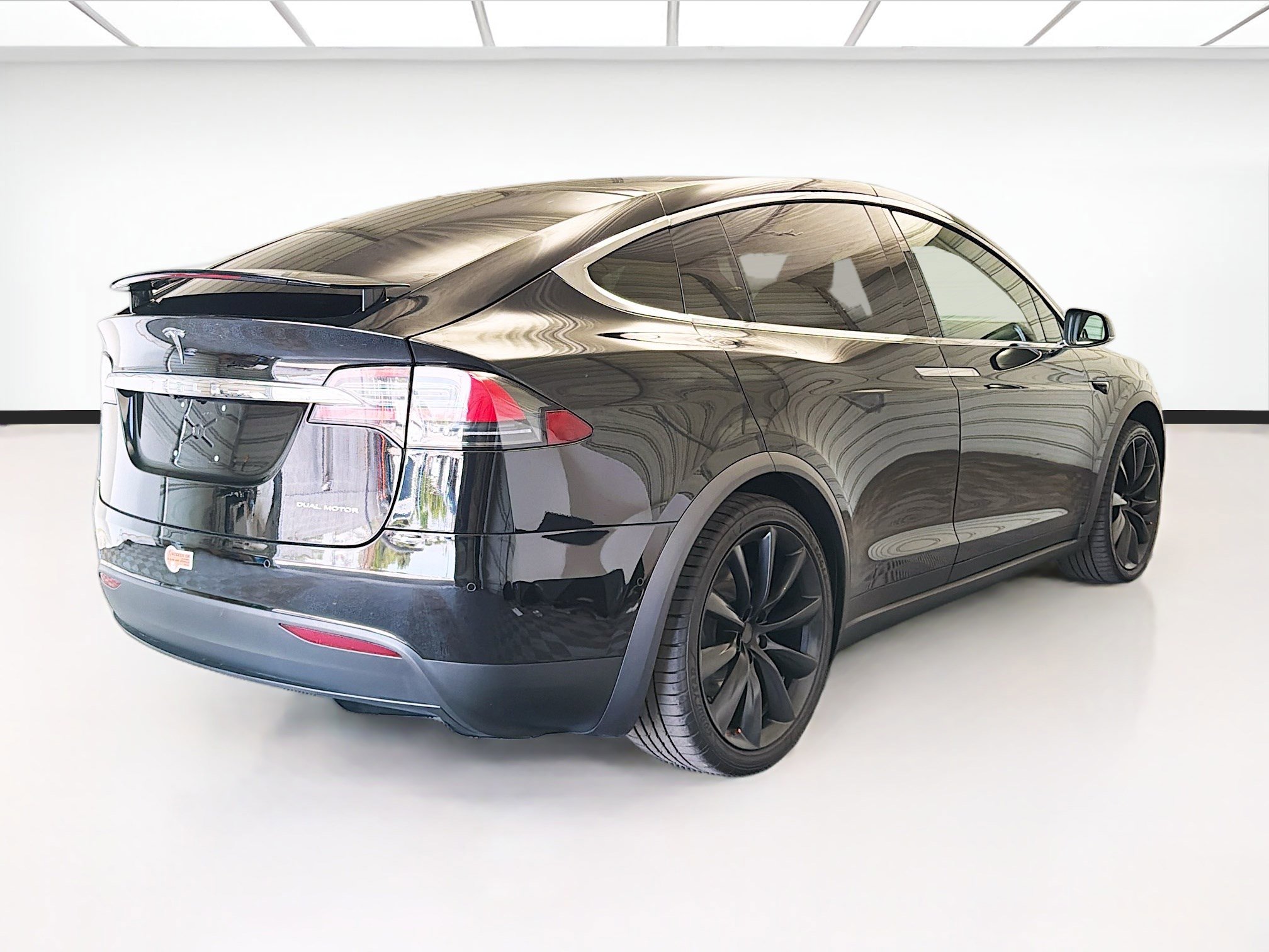 Used 2020 Tesla Model X Long Range image 4