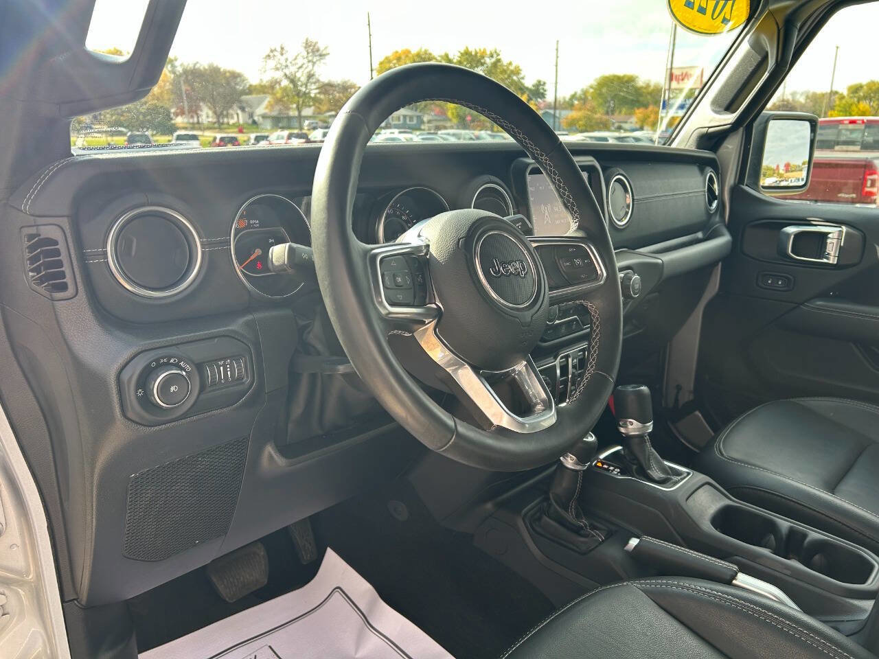 Used 2022 Jeep Wrangler Unlimited Sahara w/ Cold Weather Group image 6