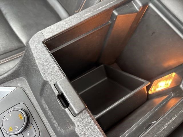 Used 2020 Chevrolet Traverse Premier image 30