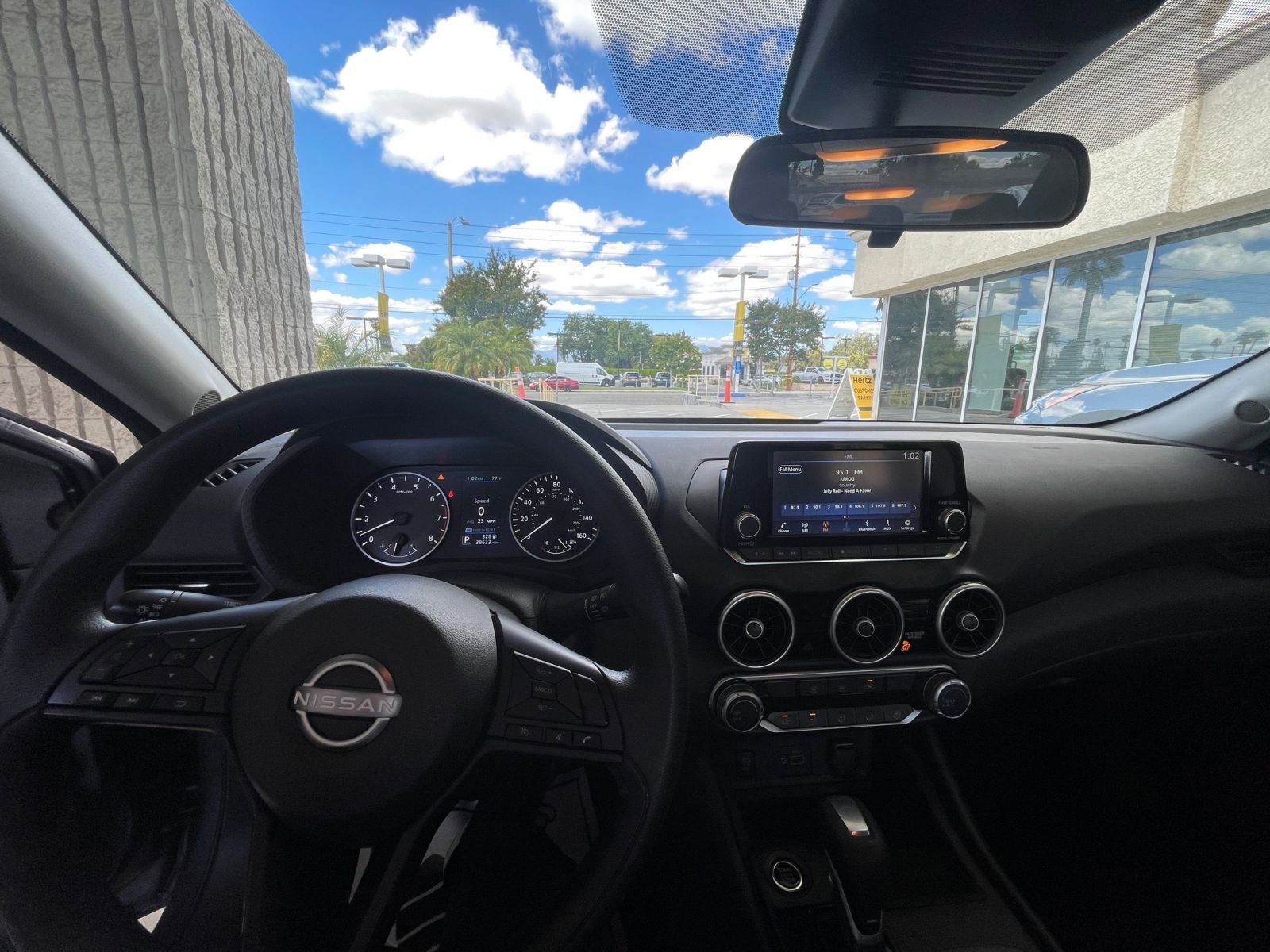 Used 2025 Nissan Sentra S image 33