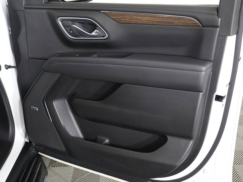 Used 2024 Chevrolet Tahoe High Country w/ Advanced Technology Package image 25