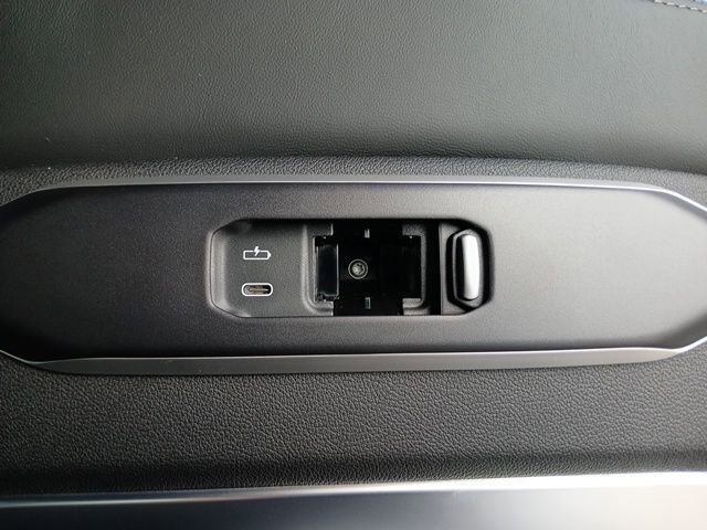 New 2026 BMW X7 M60i AWD/4WD image 17