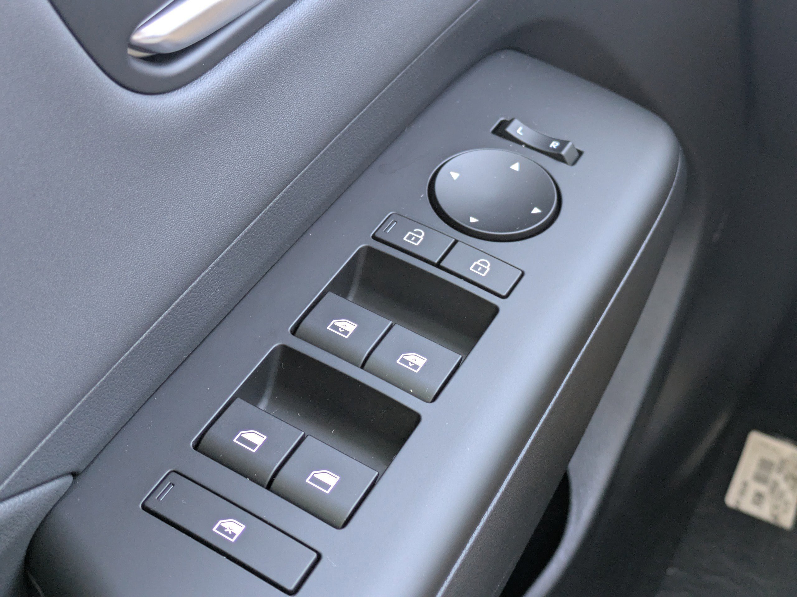 New 2026 Hyundai Kona Limited image 31