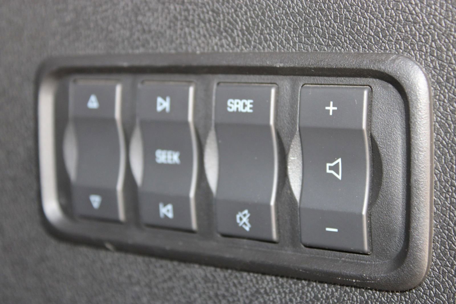 Used 2016 GMC Acadia Denali FWD image 46