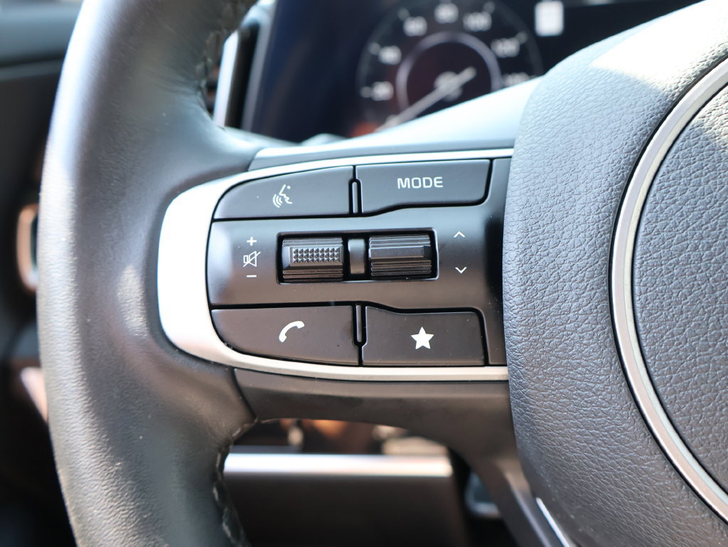 Used 2025 Kia Sportage SX FWD image 26