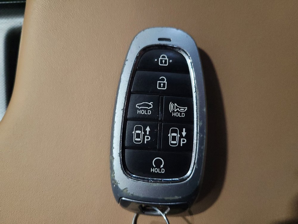 Used 2023 Hyundai Sonata Limited image 32