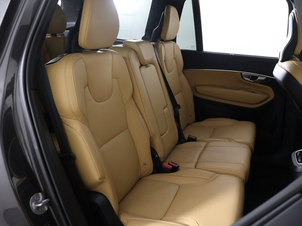 Used 2024 Volvo XC90 B6 Ultimate w/ Protection Package Premier image 39