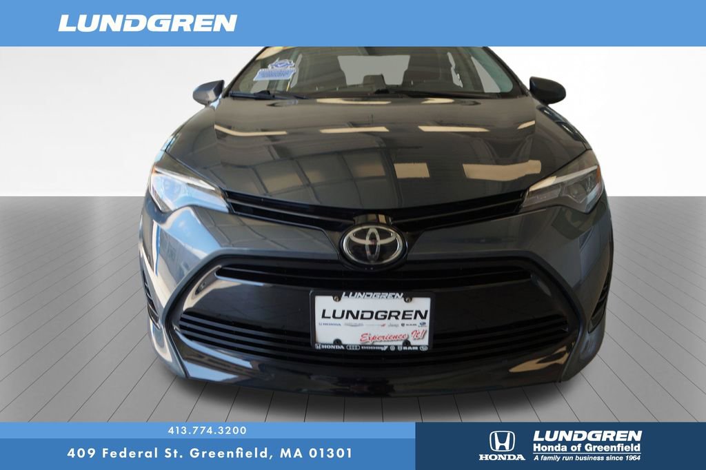 Used 2019 Toyota Corolla LE FWD image 2