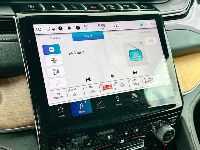 Used 2025 Jeep Grand Cherokee Summit image 15