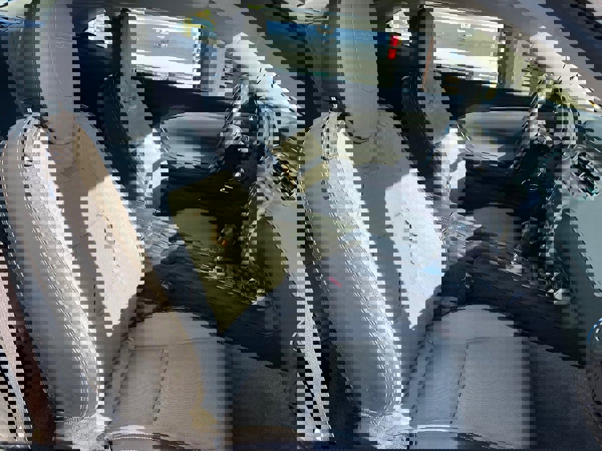 Used 2014 Chevrolet Camaro SS image 31