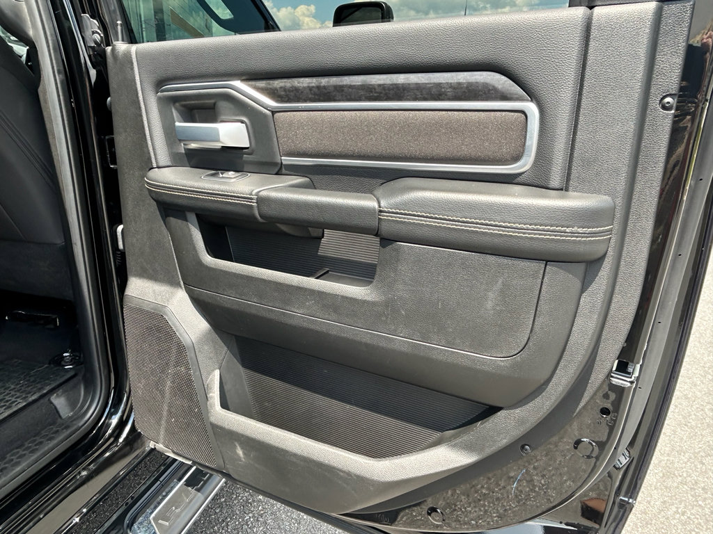 Used 2024 RAM 2500 Big Horn AWD/4WD image 21