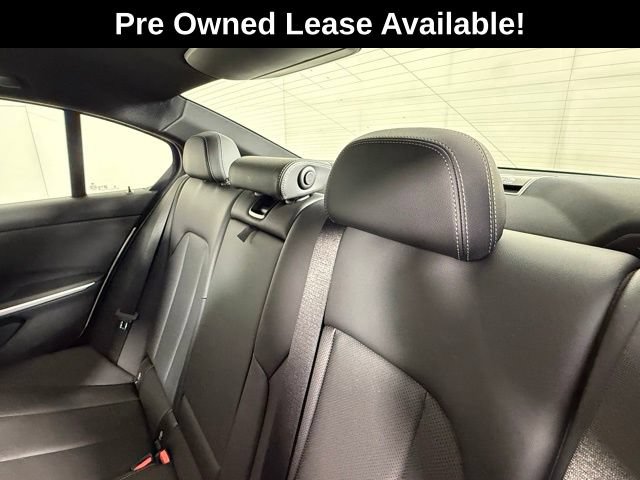 Used 2025 BMW 330i xDrive Sedan w/ Convenience Package AWD/4WD image 29