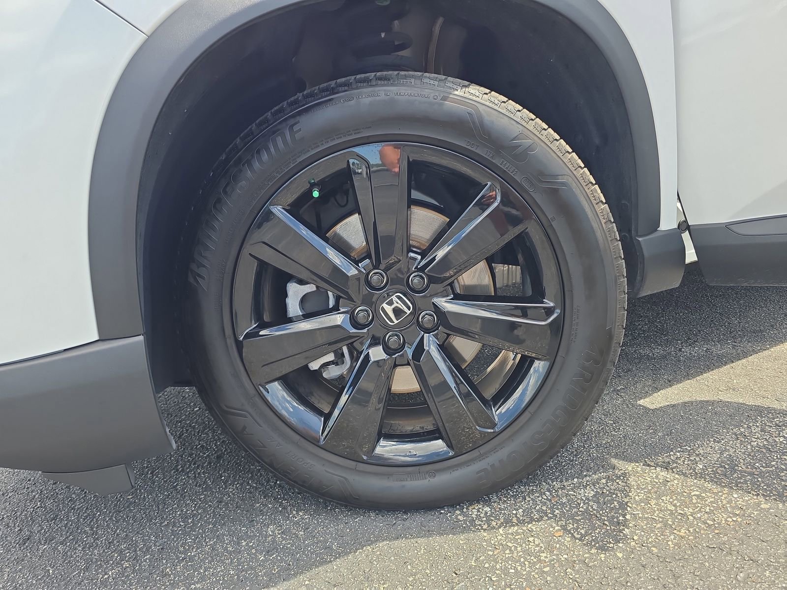 Certified 2025 Honda Pilot Black Edition image 31