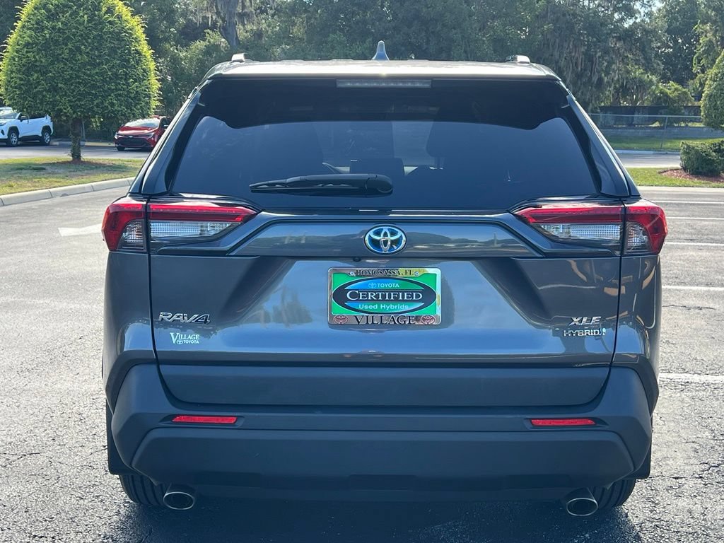 Certified 2024 Toyota RAV4 XLE AWD/4WD image 4