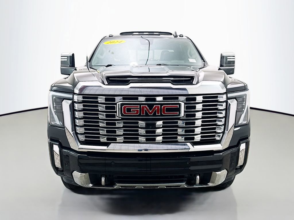 Used 2024 GMC Sierra 2500 Denali w/ Denali Reserve Package image 2