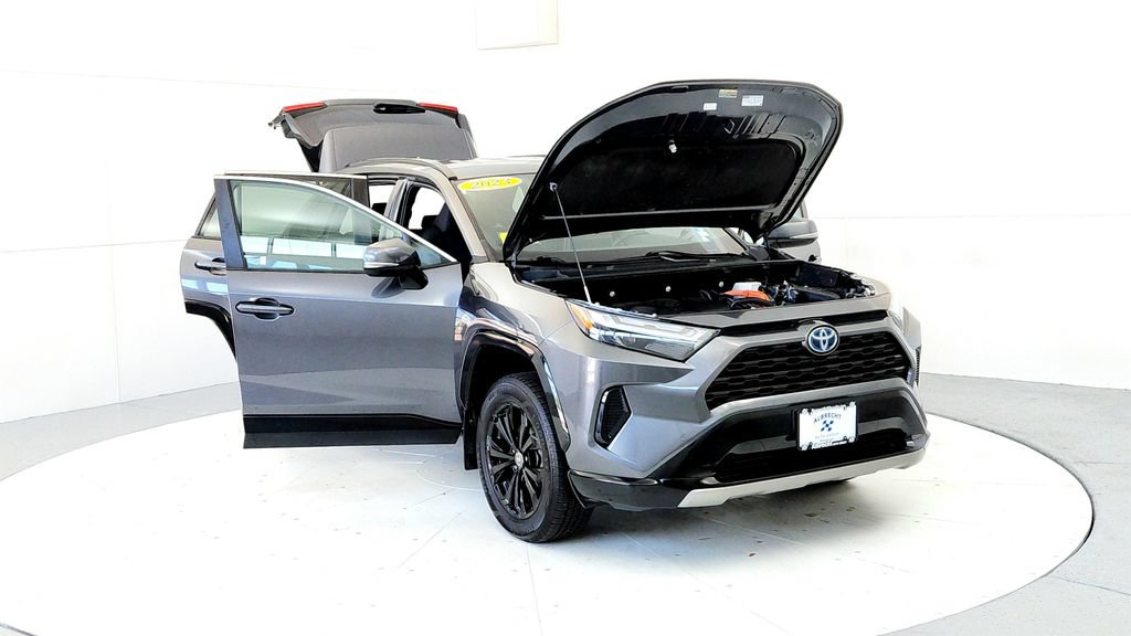Used 2023 Toyota RAV4 SE AWD/4WD image 9