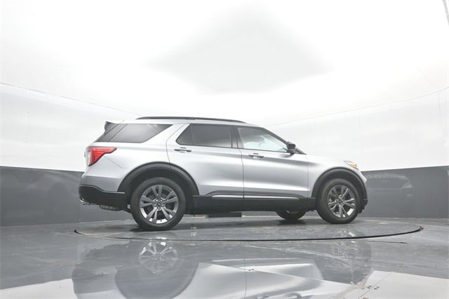Certified 2023 Ford Explorer XLT w/ Equipment Group 202A image 36