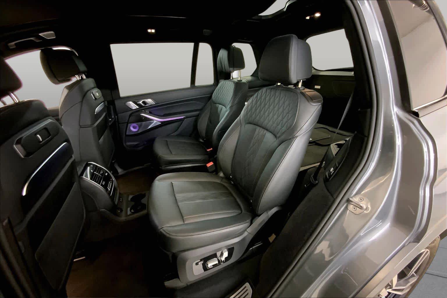 Certified 2025 BMW X7 M60i AWD/4WD image 20