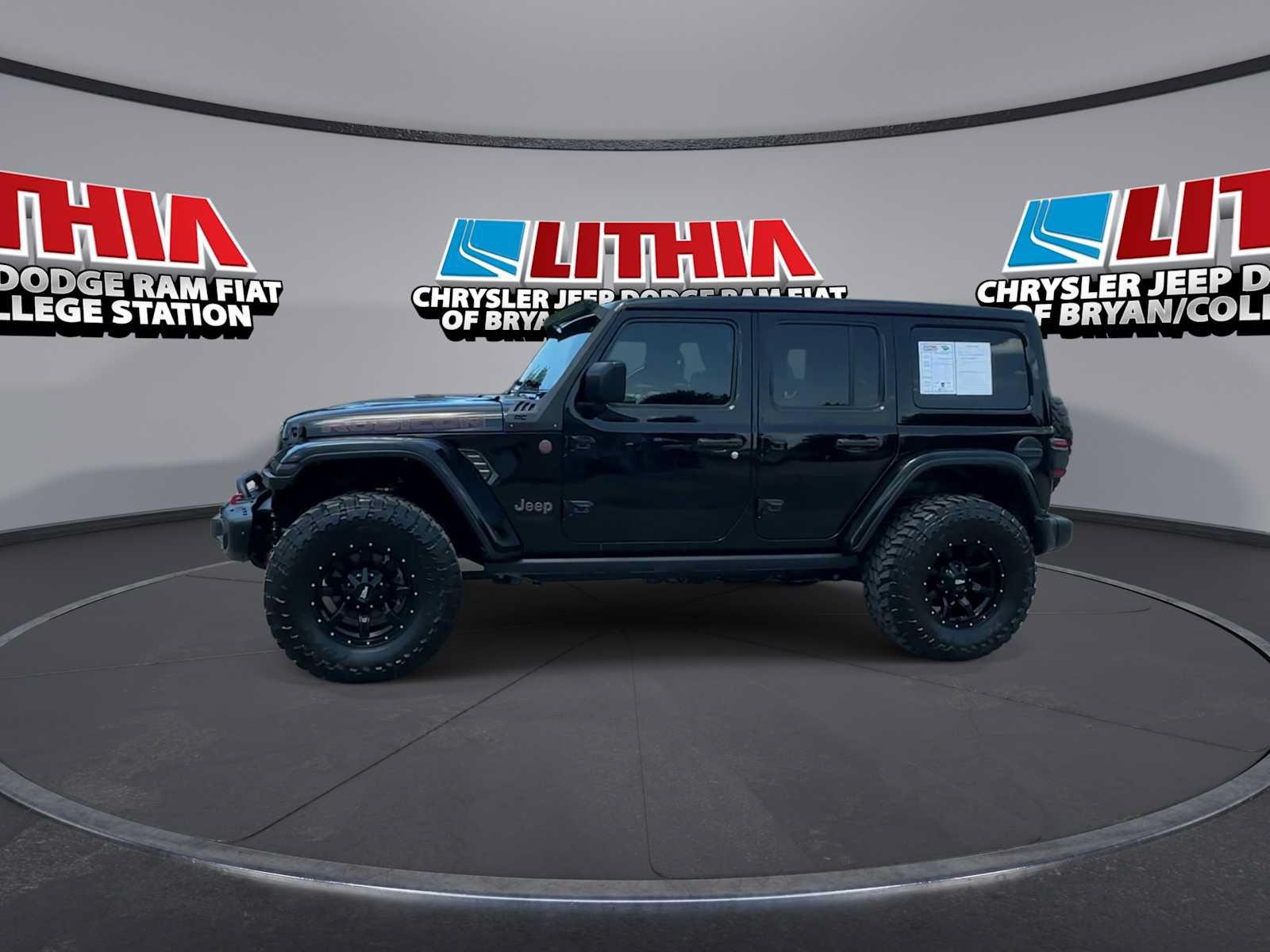Used 2021 Jeep Wrangler Unlimited Rubicon AWD/4WD image 6