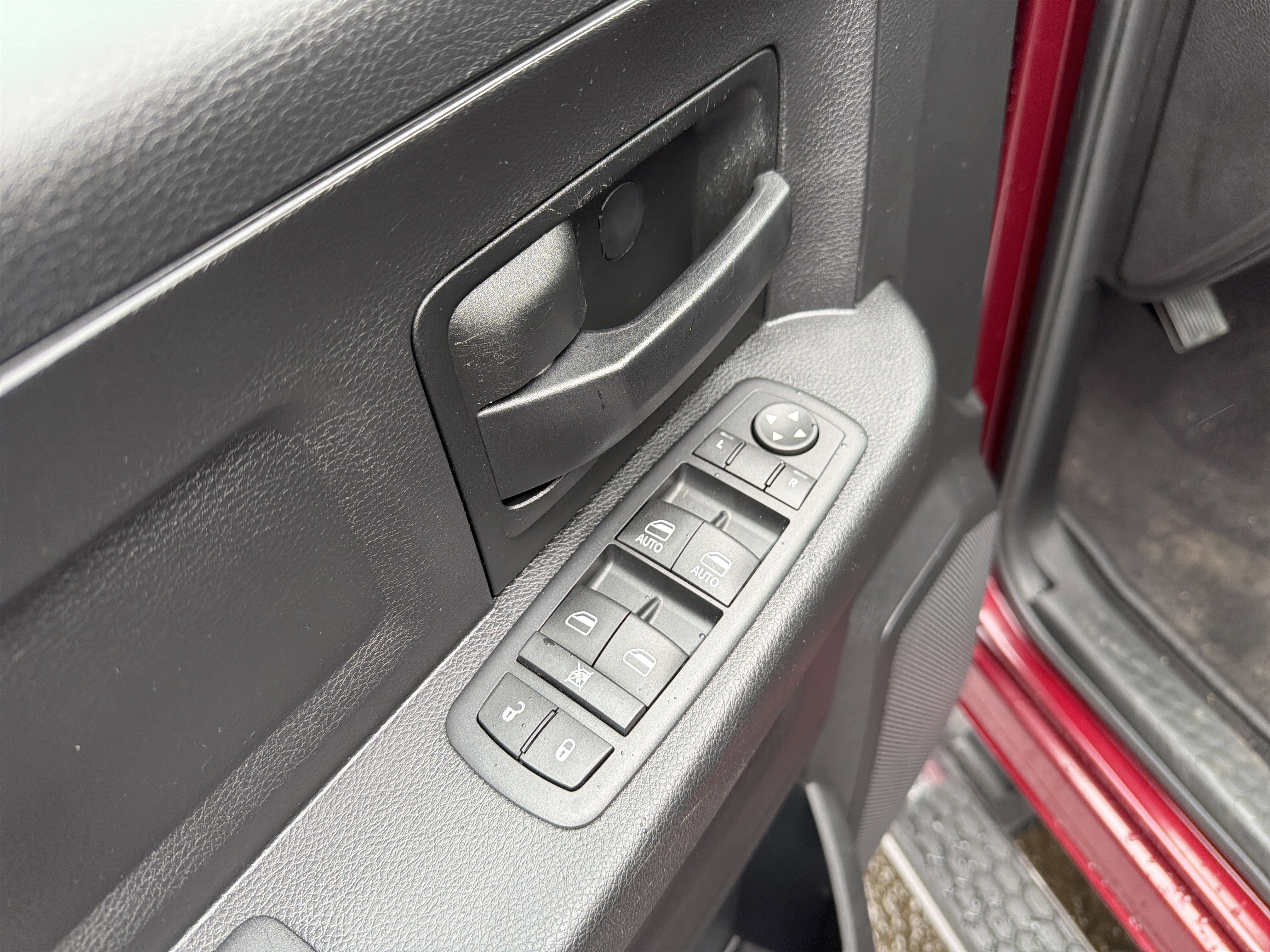 Used 2017 RAM 1500 Tradesman w/ Popular Equipment Group image 13