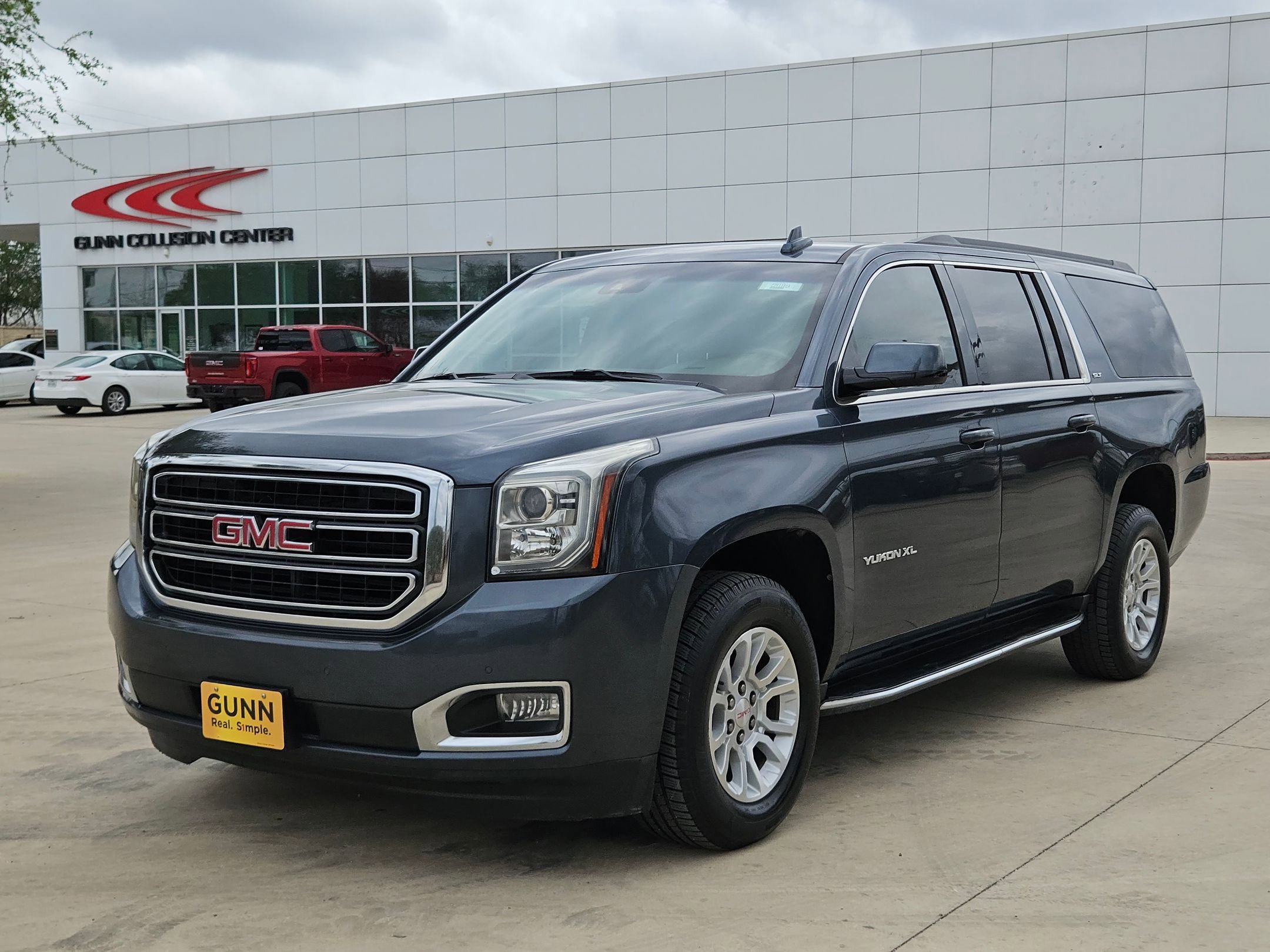 Used 2019 GMC Yukon XL SLT w/ Open Road Package image 7