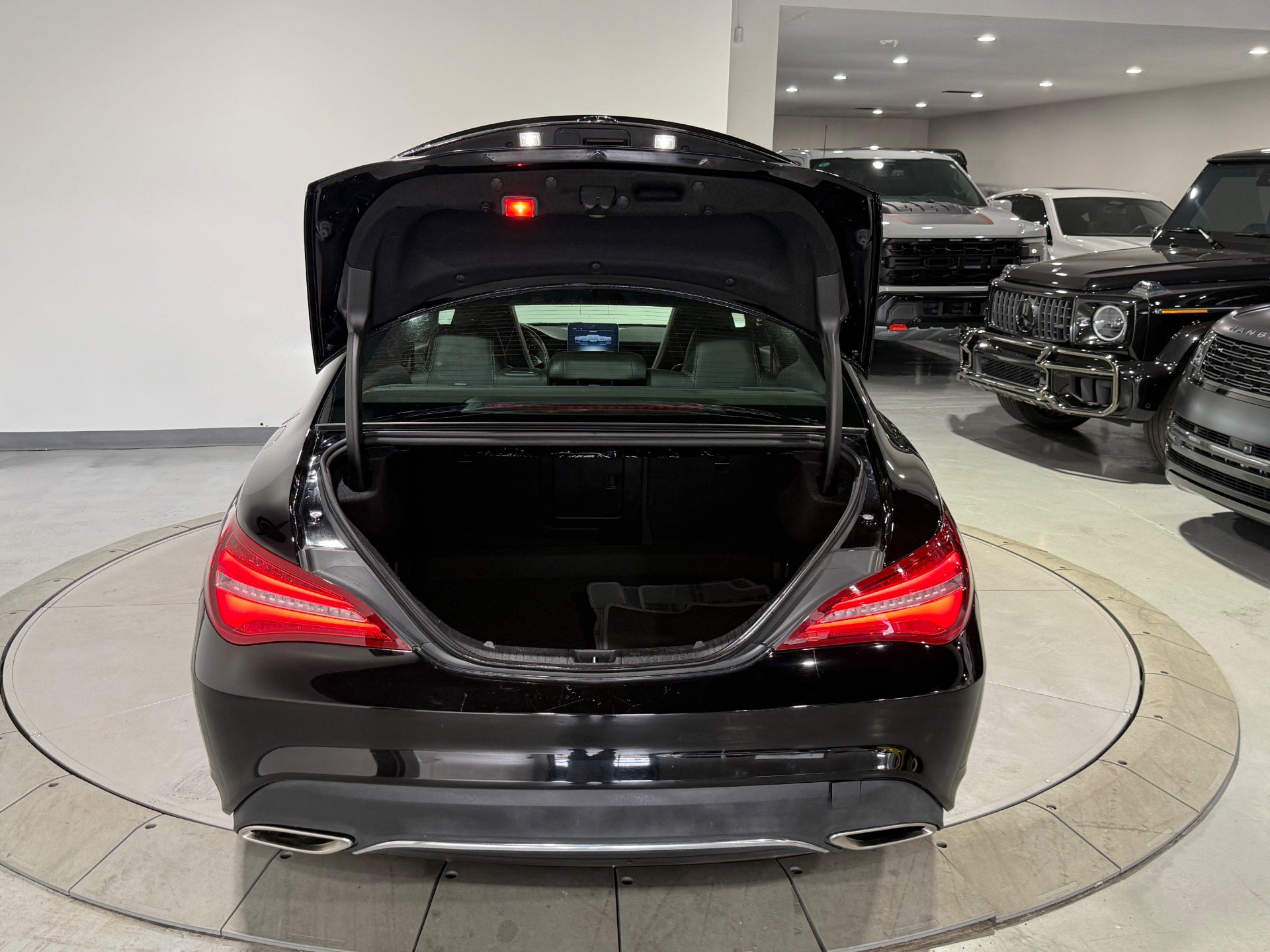 Used 2019 Mercedes-Benz CLA 250 4MATIC image 13