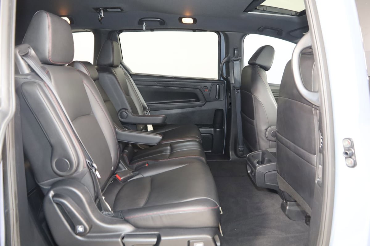 Used 2023 Honda Odyssey Sport image 13