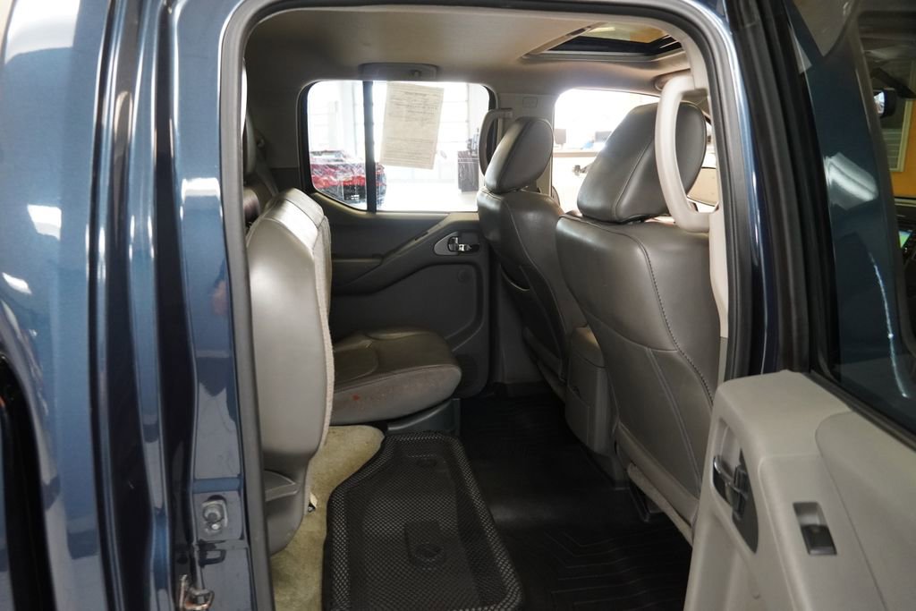 Used 2016 Nissan Frontier SL image 23