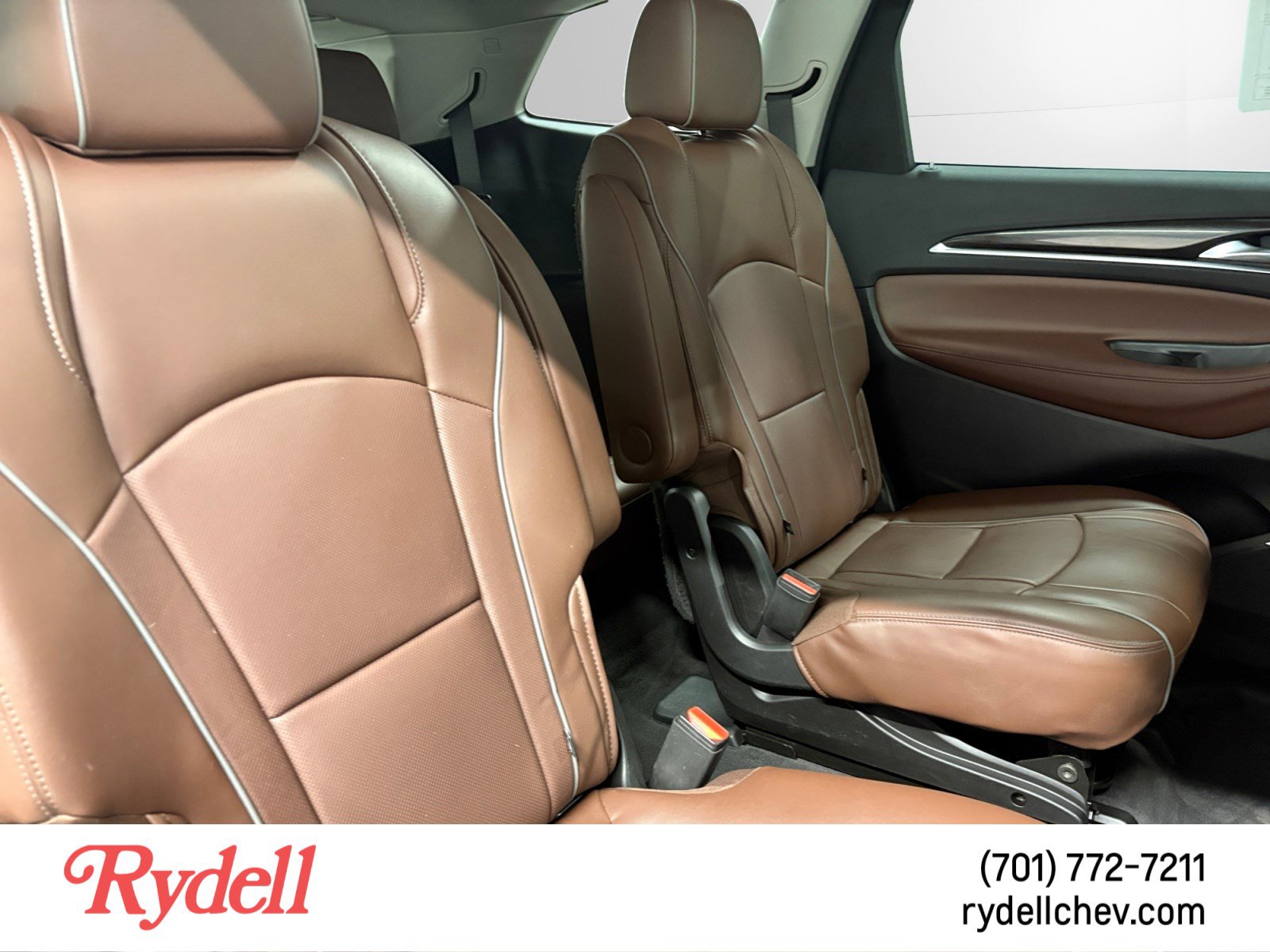 Used 2020 Buick Enclave Avenir w/ Avenir Technology Package image 18