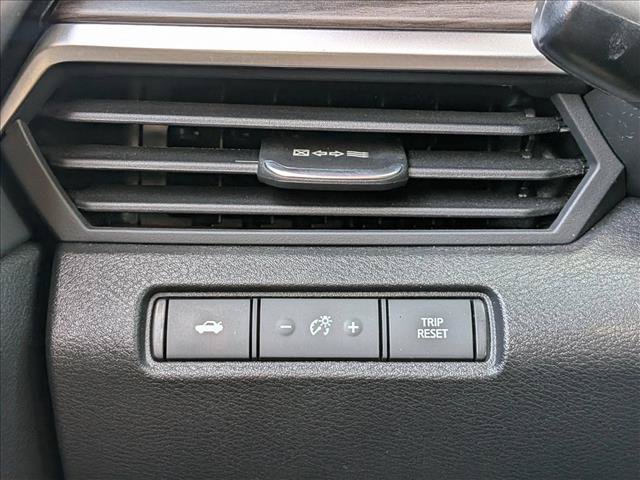Used 2024 Nissan Altima 2.5 SR FWD image 13