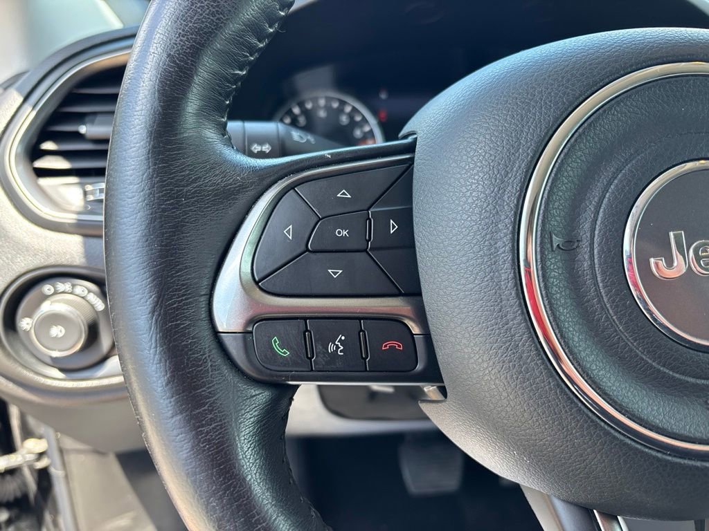 Used 2021 Jeep Renegade Limited AWD/4WD image 25