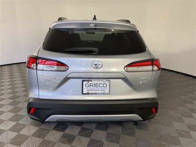 Used 2025 Toyota Corolla Cross LE image 7