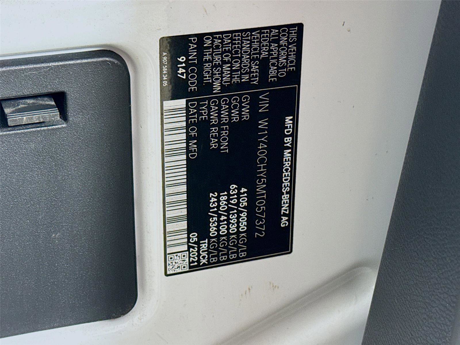 Used 2021 Mercedes-Benz Sprinter 2500 w/ Driver Convenience Package image 12