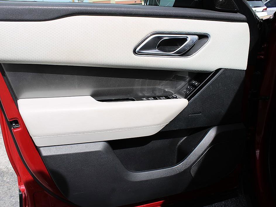 Used 2019 Land Rover Range Rover Velar S image 8