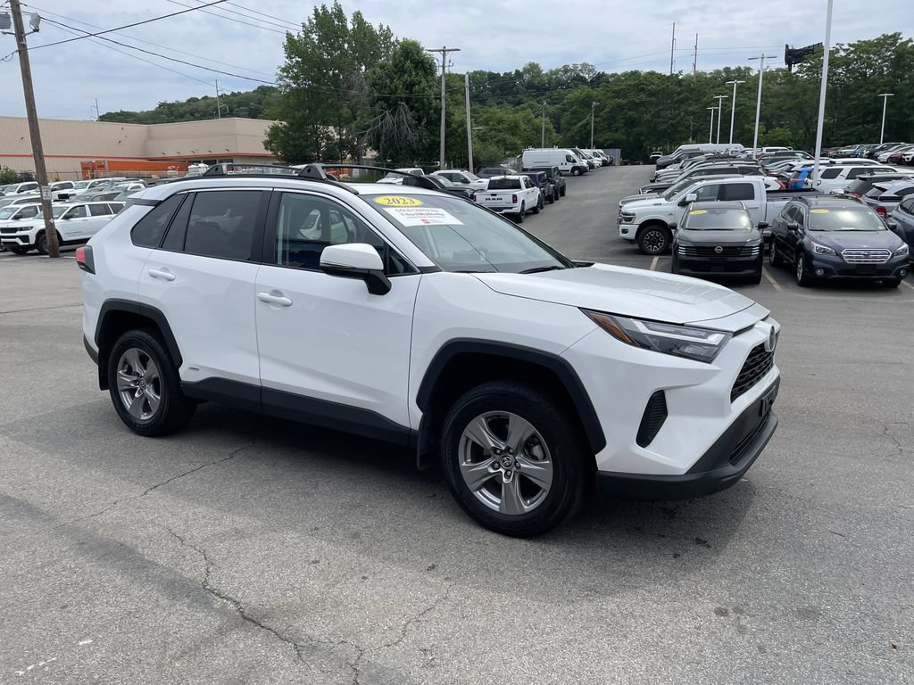 Used 2023 Toyota RAV4 XLE w/ Convenience Package AWD/4WD image 6